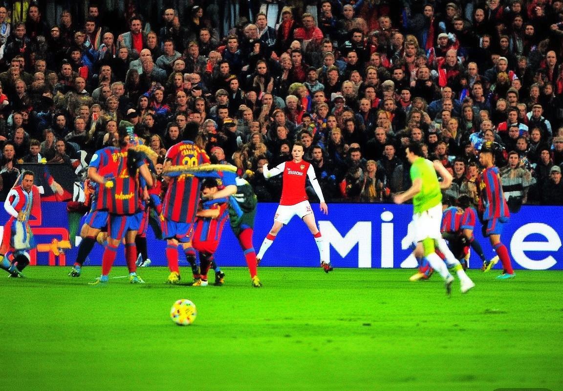 巴特VS阿森纳：经典对决战术解析与激情瞬间回顾(图2)